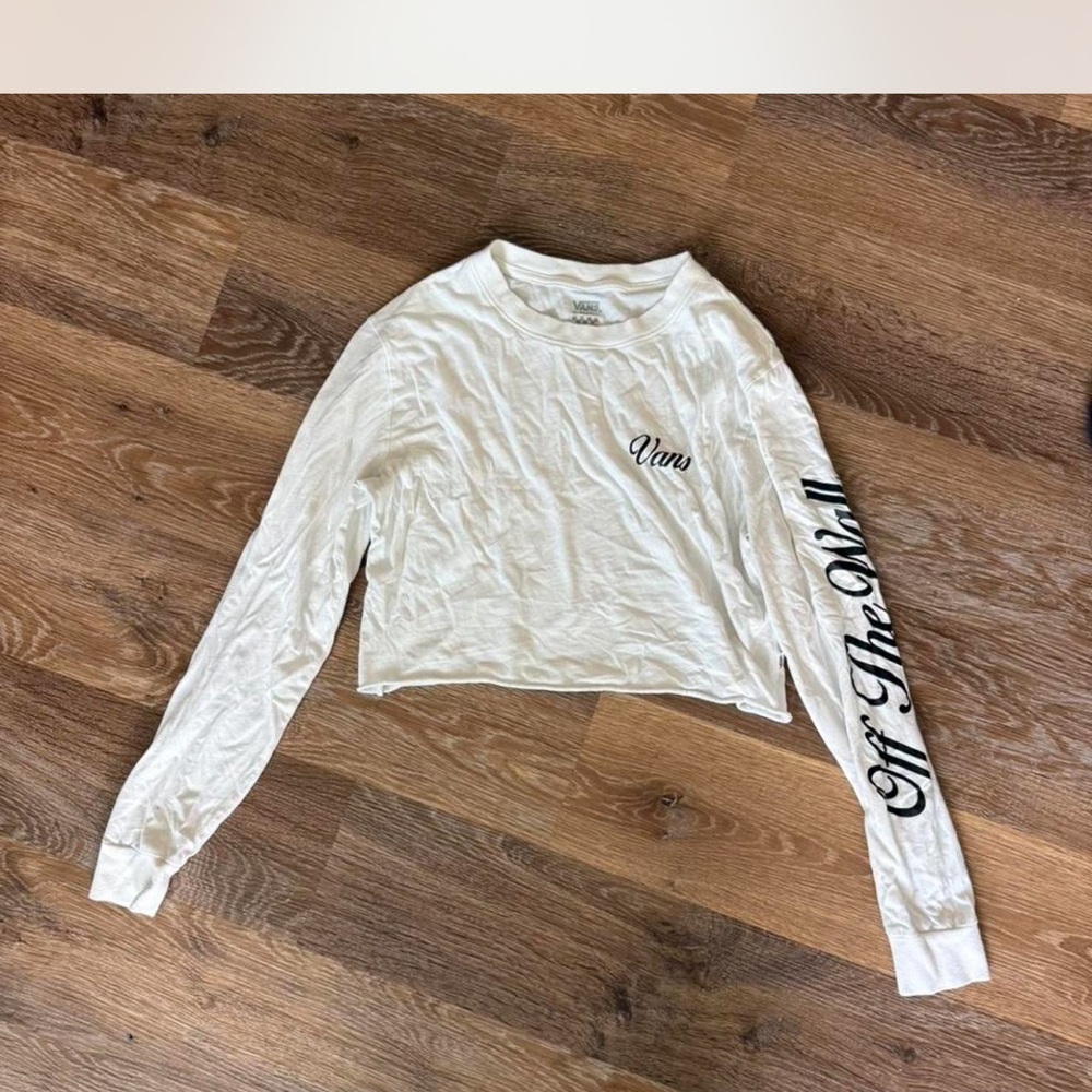 Vans White Long Sleeve Crop Top with Black Sleeve Print